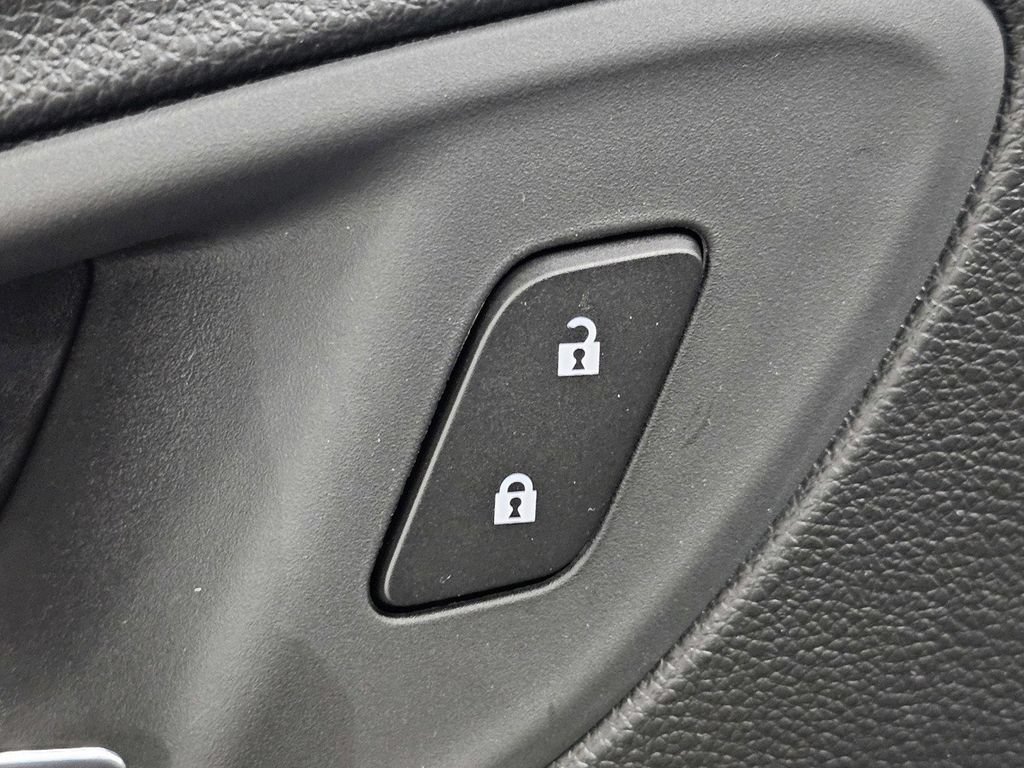 New 2026 Buick Encore GX Sport Touring w/ Advanced Technology Package FWD image 33