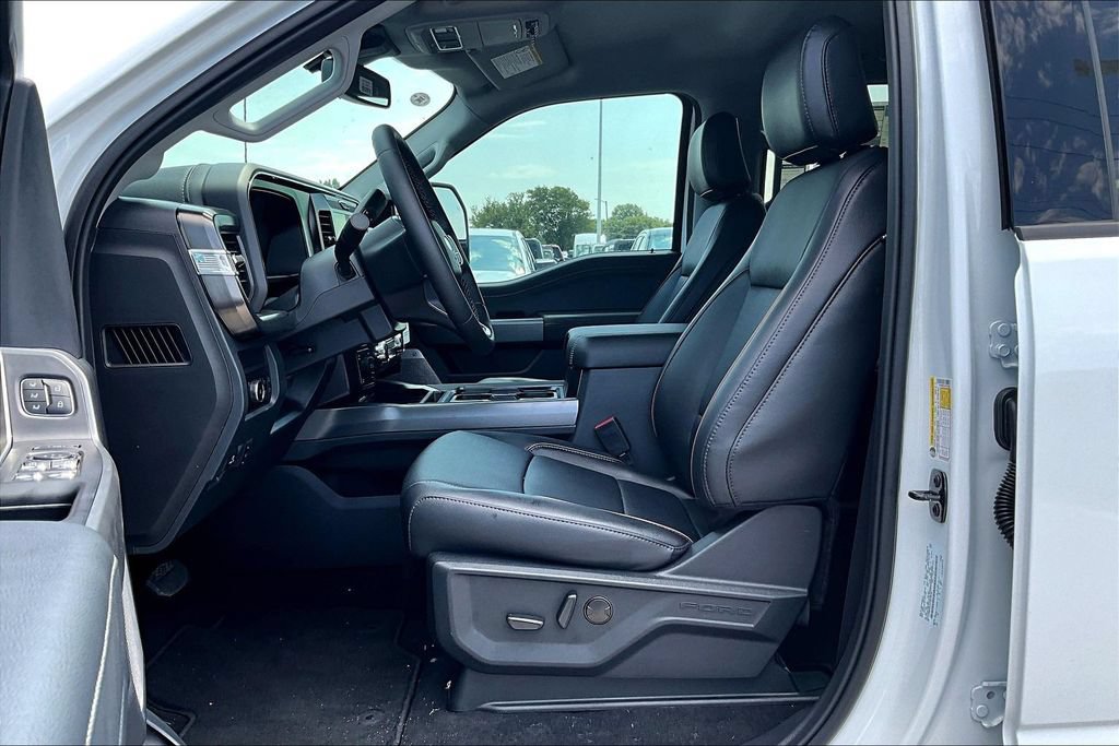New 2026 Ford F250 Lariat w/ FX4 Off-Road Package AWD/4WD image 9