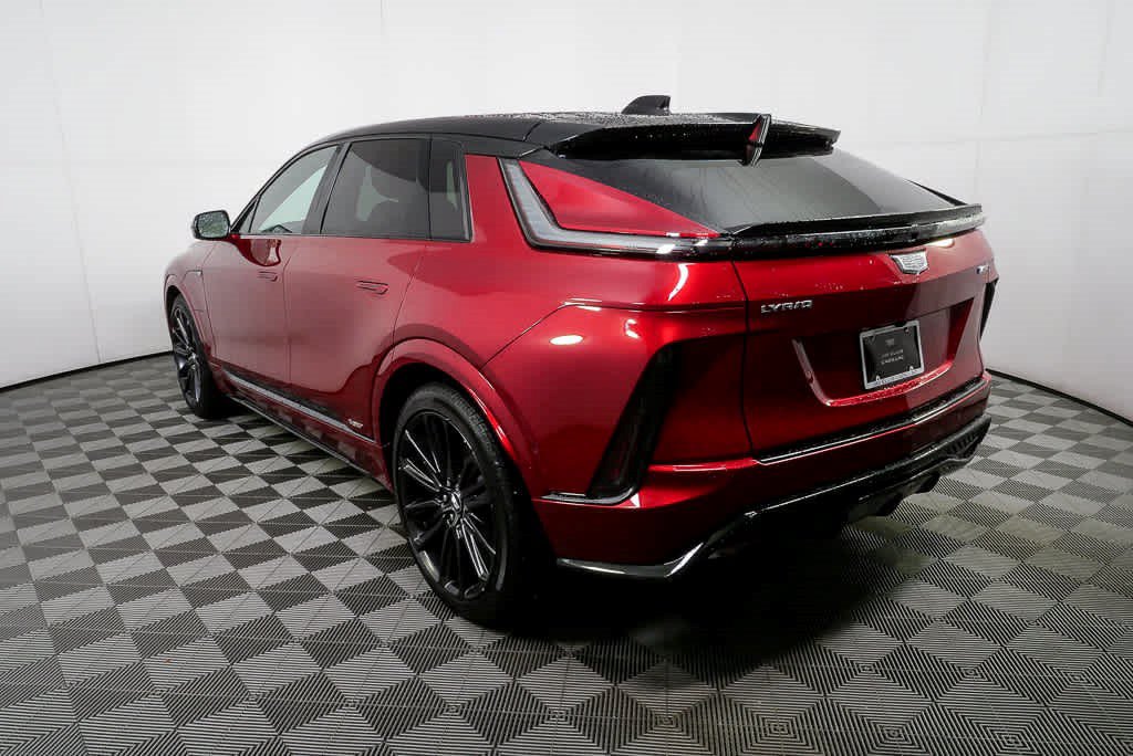 Certified 2026 Cadillac Lyriq V AWD/4WD image 30