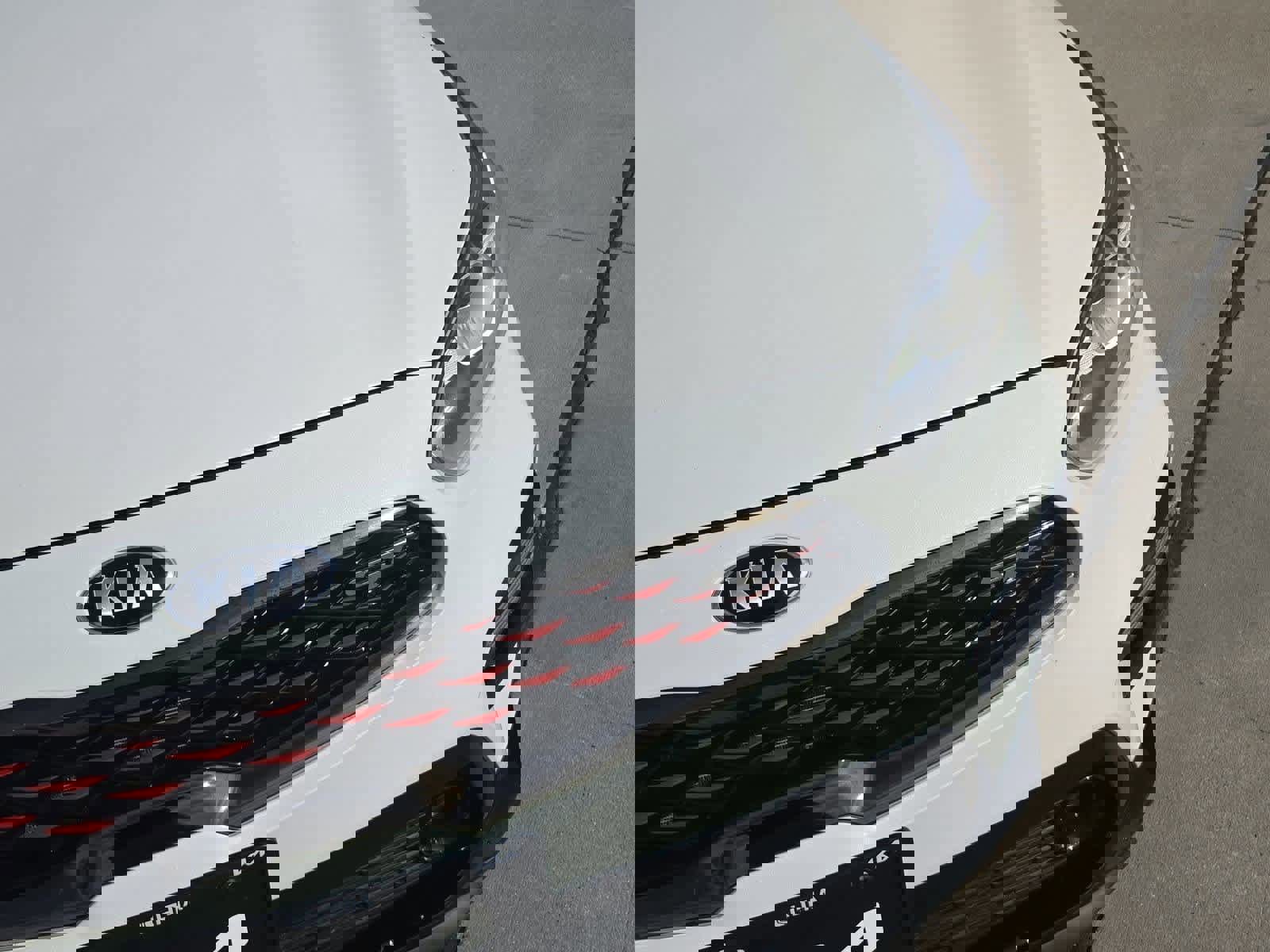 Used 2020 Kia Forte GT image 11