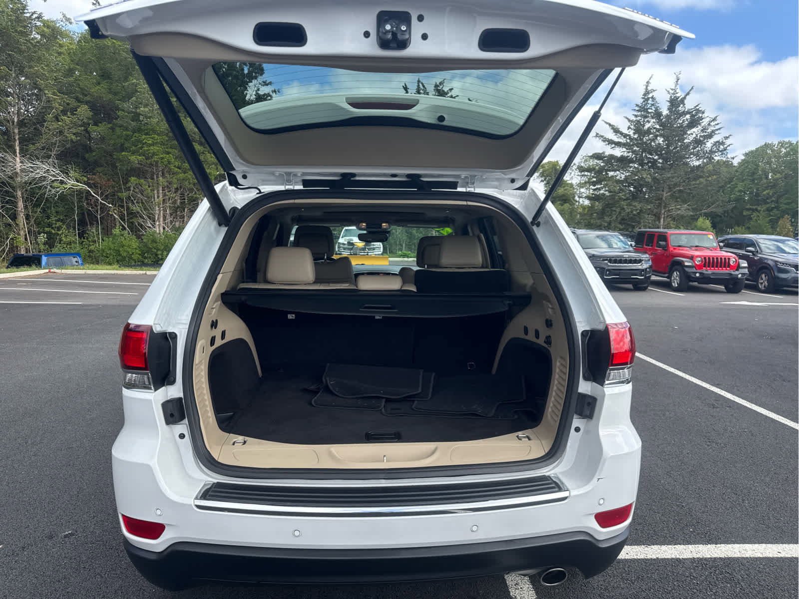 Certified 2020 Jeep Grand Cherokee Limited image 13