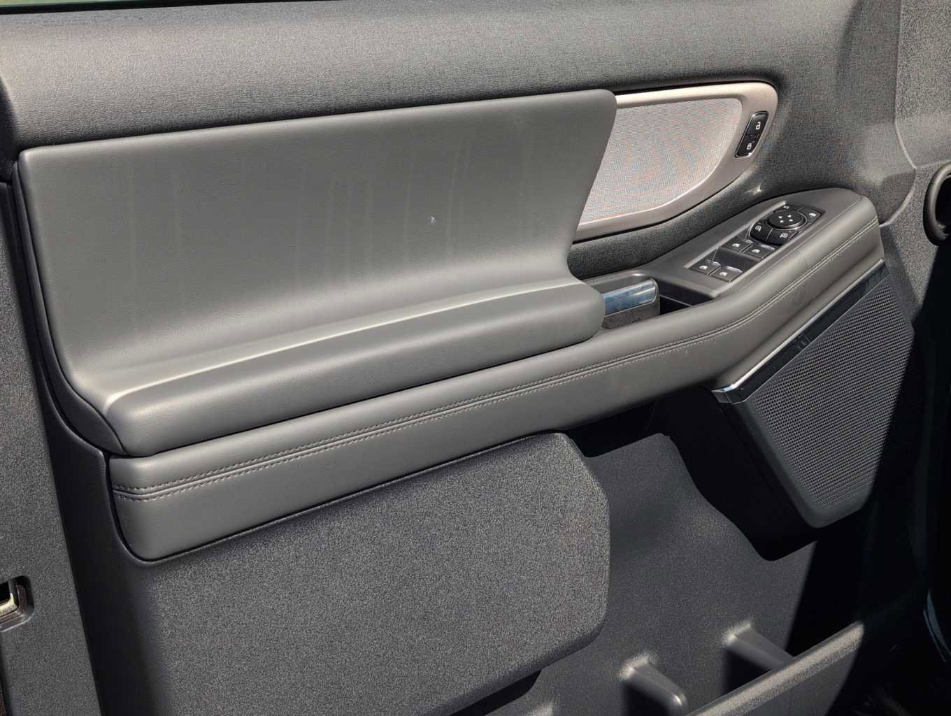 New 2026 Ford Expedition Max Active RWD image 10