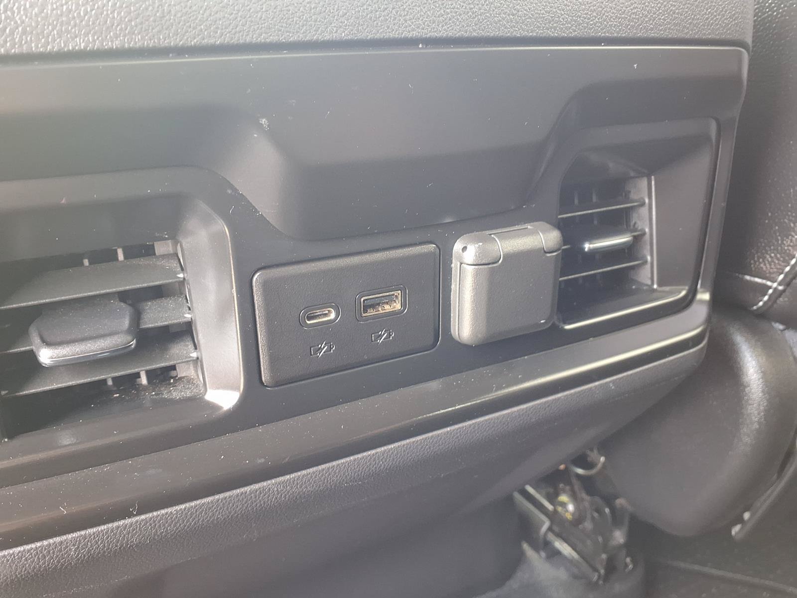 Used 2019 Chevrolet Silverado 1500 RST w/ All-Star Edition AWD/4WD image 22