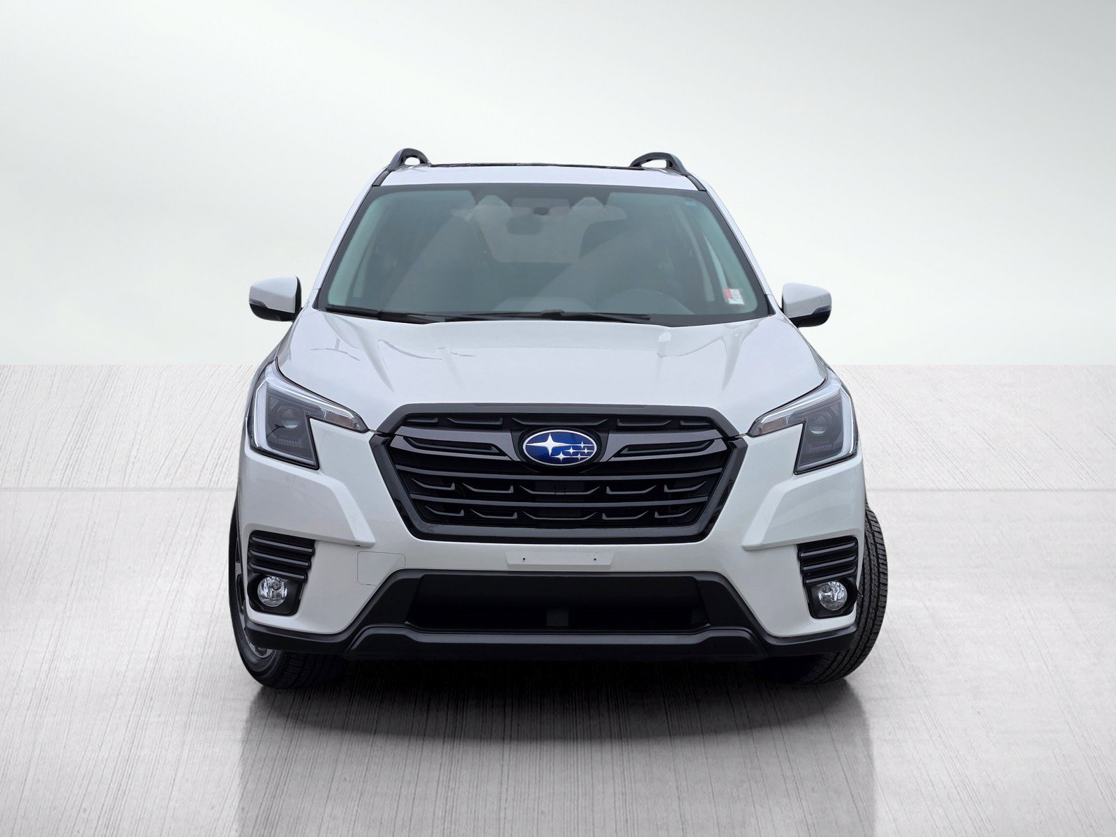 Used 2023 Subaru Forester Limited AWD/4WD image 2