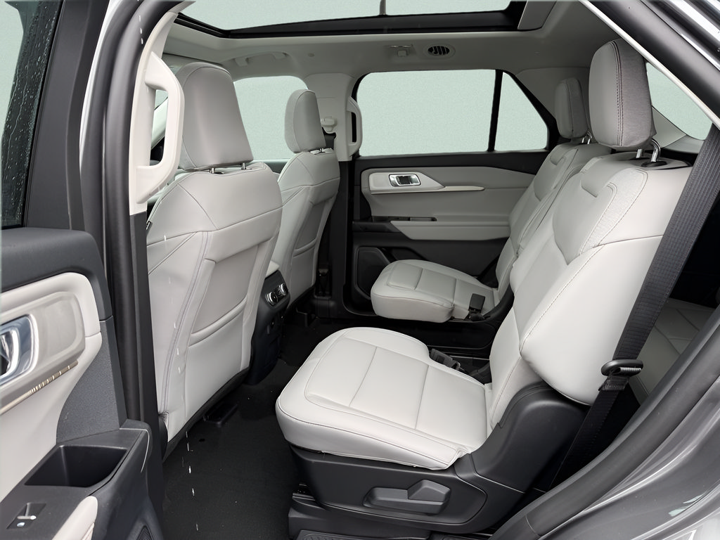 New 2026 Ford Explorer Active AWD/4WD image 5