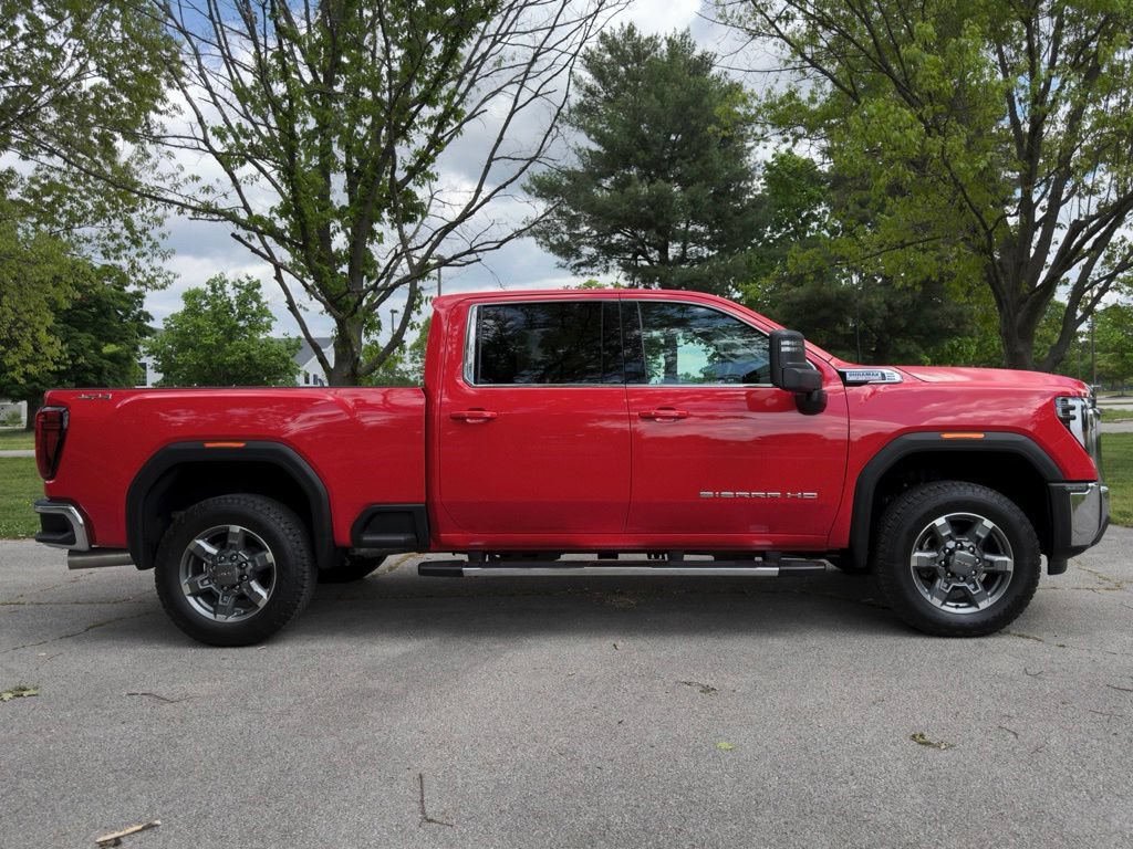 Used 2025 GMC Sierra 2500 SLE AWD/4WD image 29