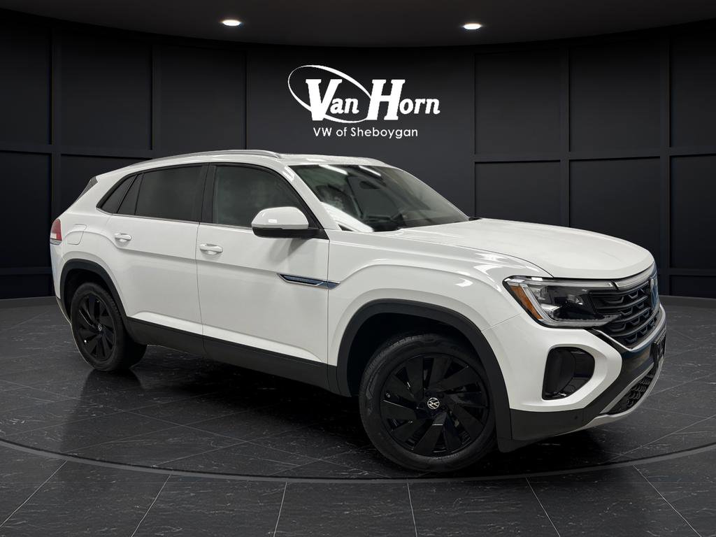 Certified 2025 Volkswagen Atlas Cross Sport SE w/ Panoramic Sunroof Package image 1