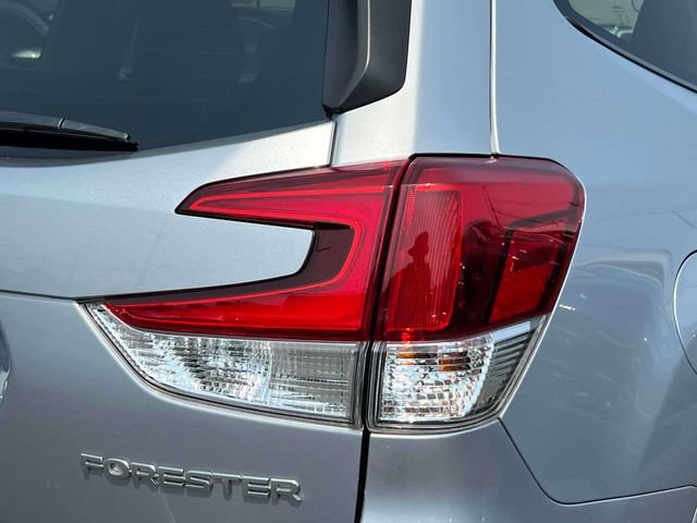 Used 2021 Subaru Forester Premium AWD/4WD image 10