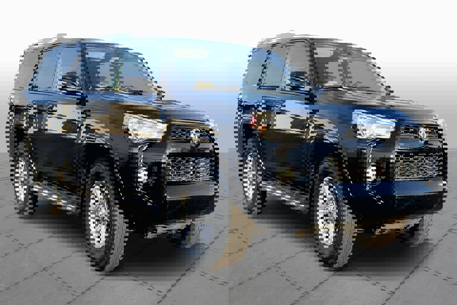 Used 2014 Toyota 4Runner SR5 Premium image 2