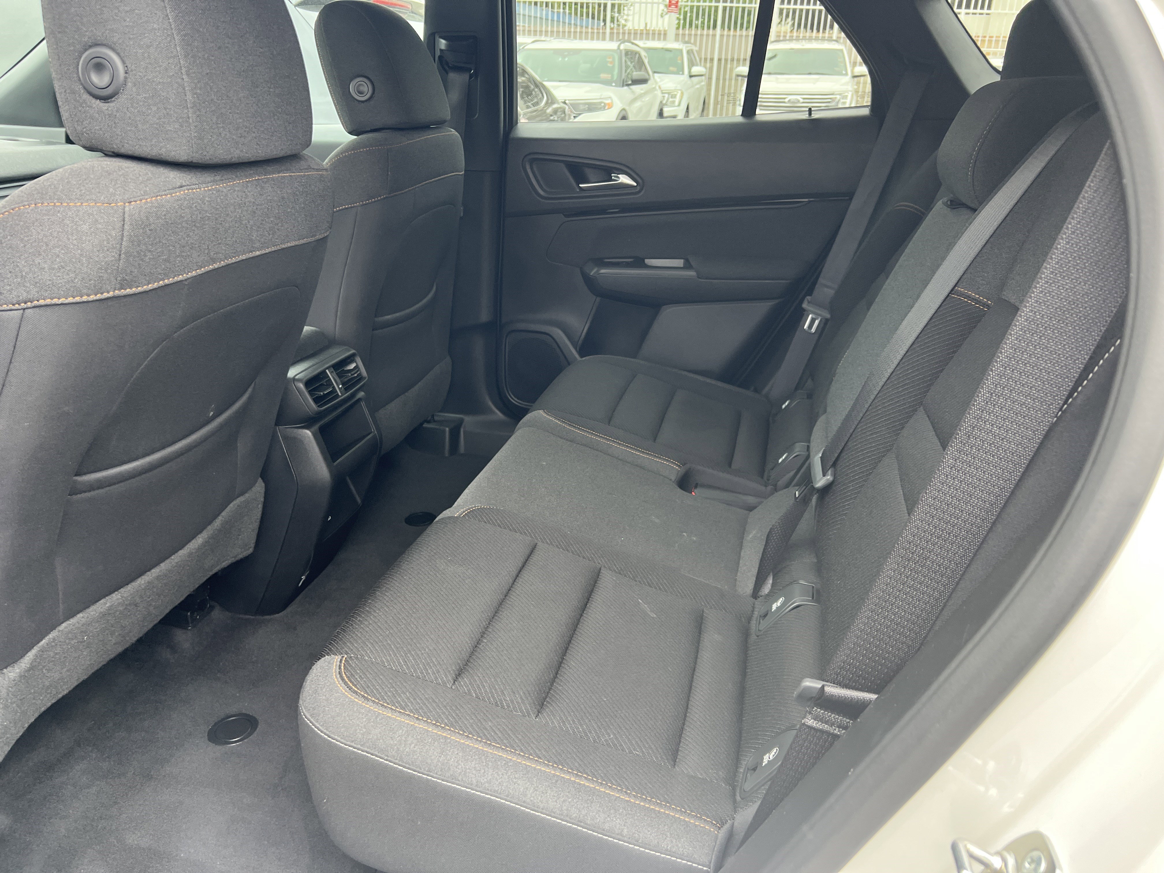 Used 2024 Honda Prologue EX image 12