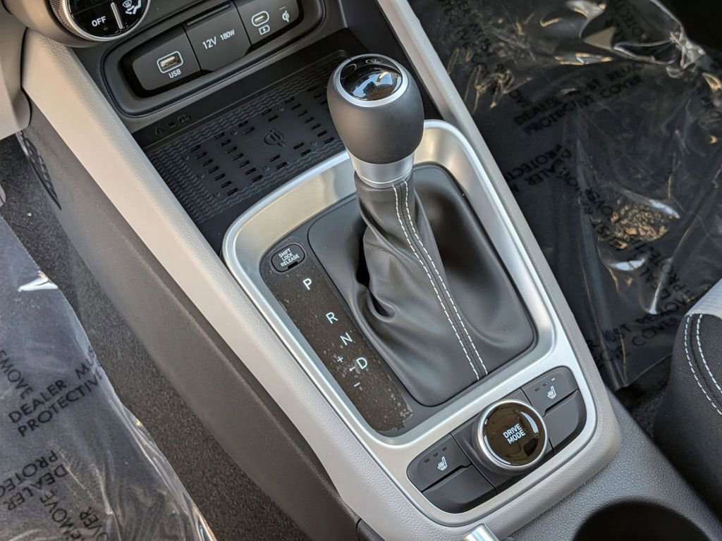 New 2026 Hyundai Venue SEL FWD image 25
