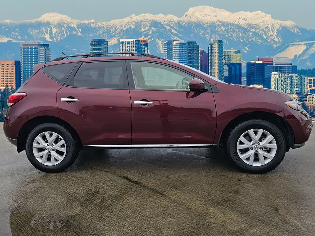 Used 2012 Nissan Murano SV image 16