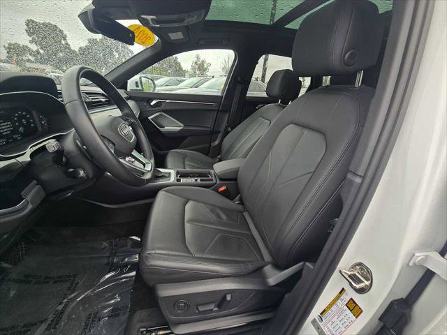 Used 2024 Audi Q3 2.0T Premium w/ Convenience Package image 24