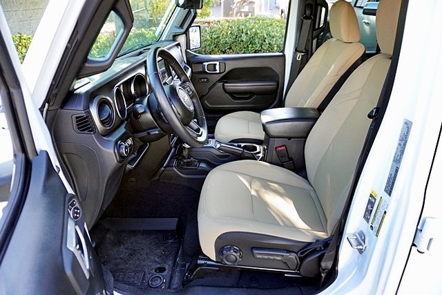 Used 2021 Jeep Wrangler Unlimited Sport AWD/4WD image 22