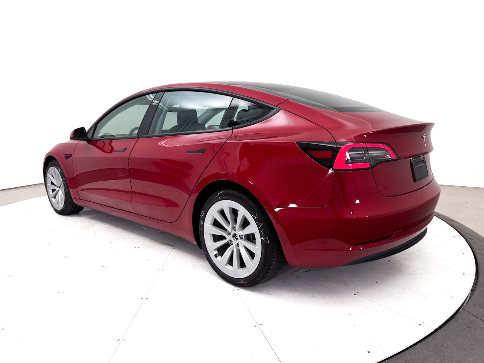 Used 2021 Tesla Model 3 Long Range AWD/4WD image 14