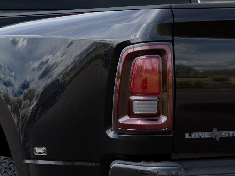 New 2027 RAM 3500 Lone Star AWD/4WD image 9