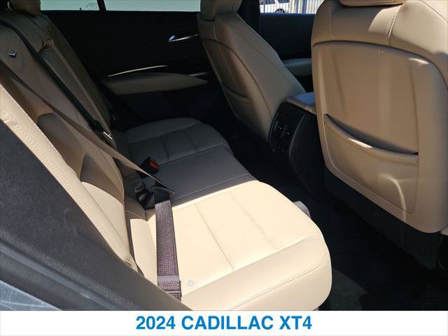 Used 2024 Cadillac XT4 Luxury w/ Cold Weather Package FWD image 25