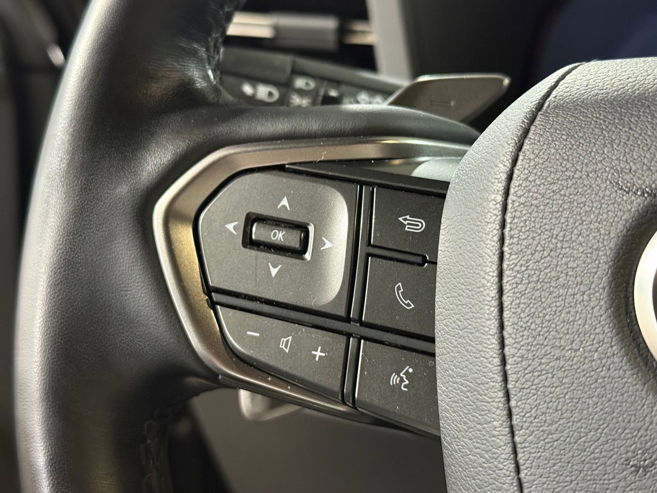 Used 2024 Lexus GX 550 image 16