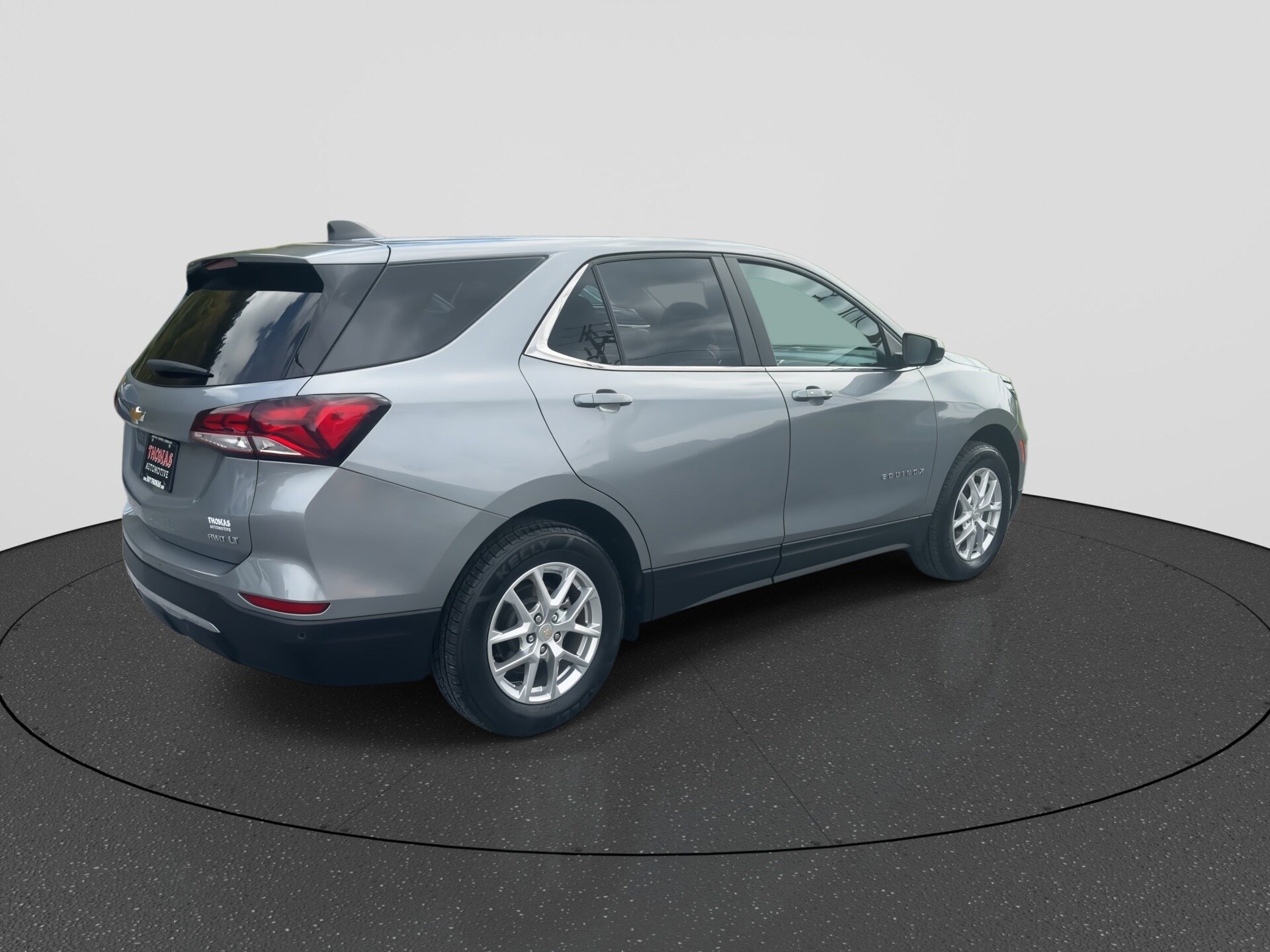 Used 2024 Chevrolet Equinox LT AWD/4WD image 8