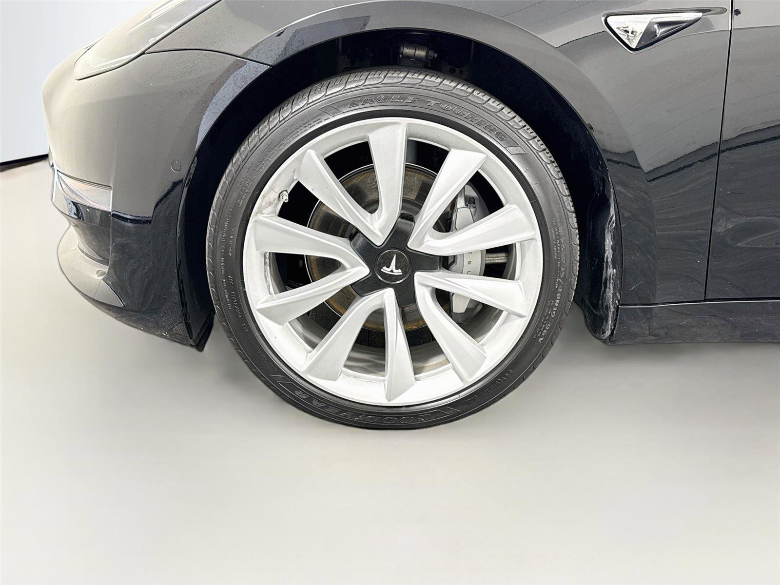 Used 2019 Tesla Model 3 Long Range RWD image 16