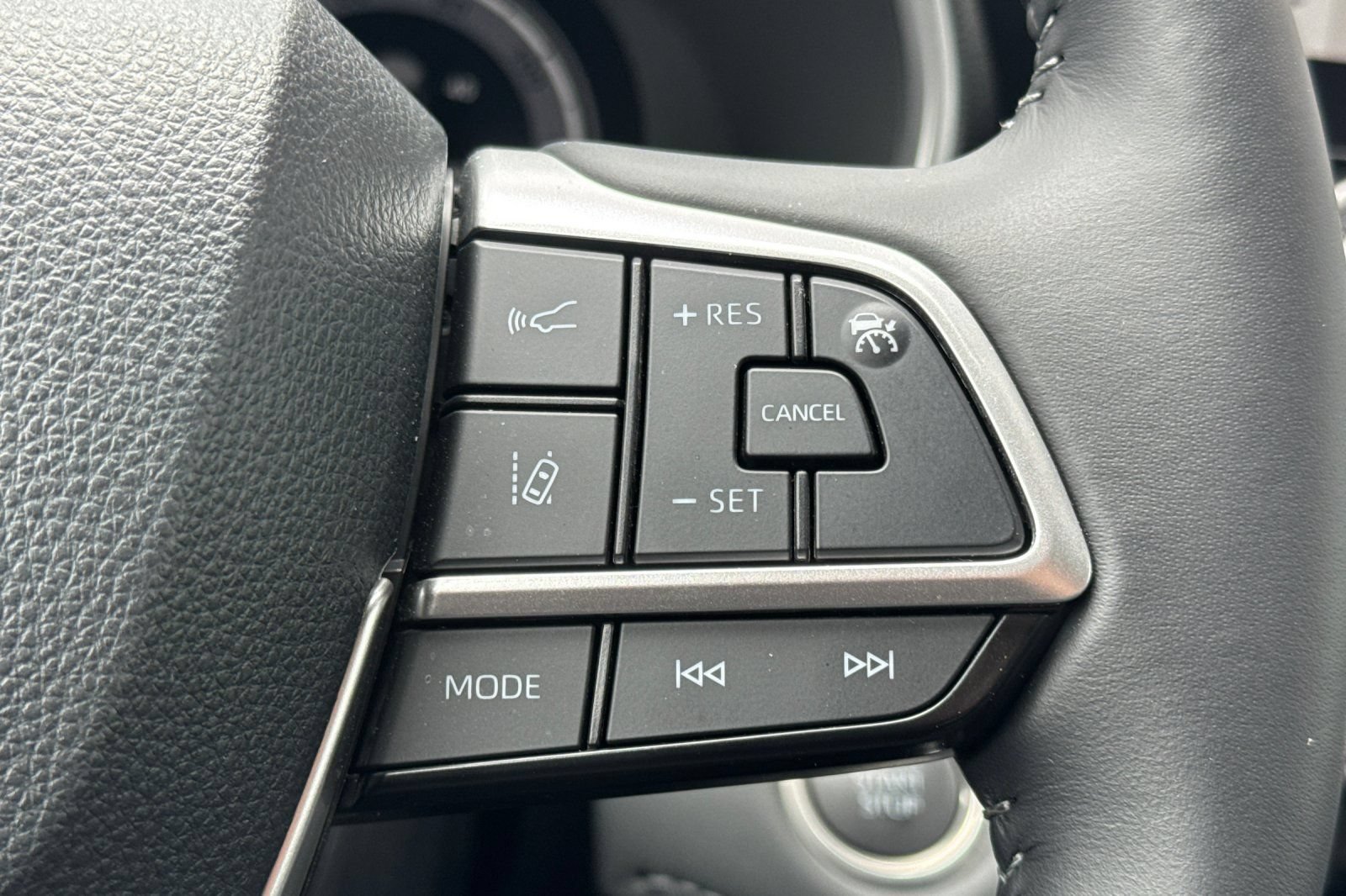 Certified 2026 Toyota Highlander XSE AWD/4WD image 33