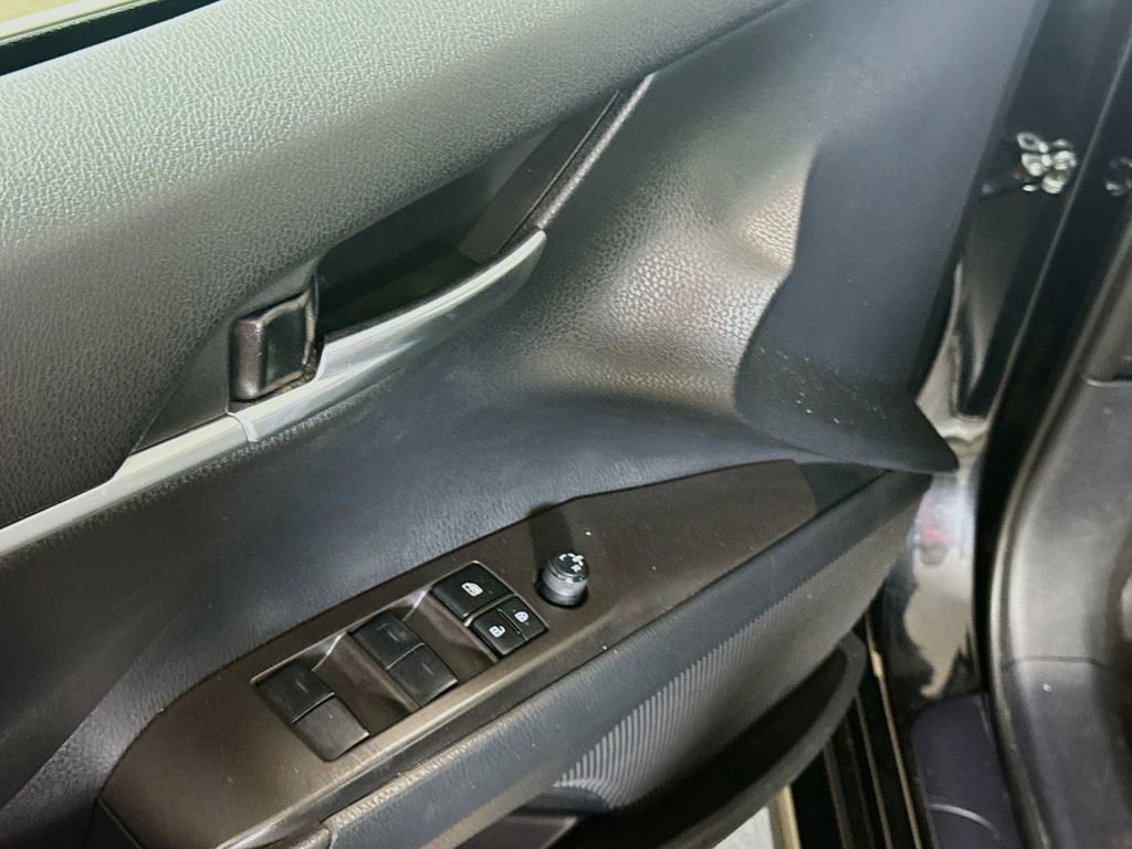 Certified 2023 Toyota Camry SE FWD image 17
