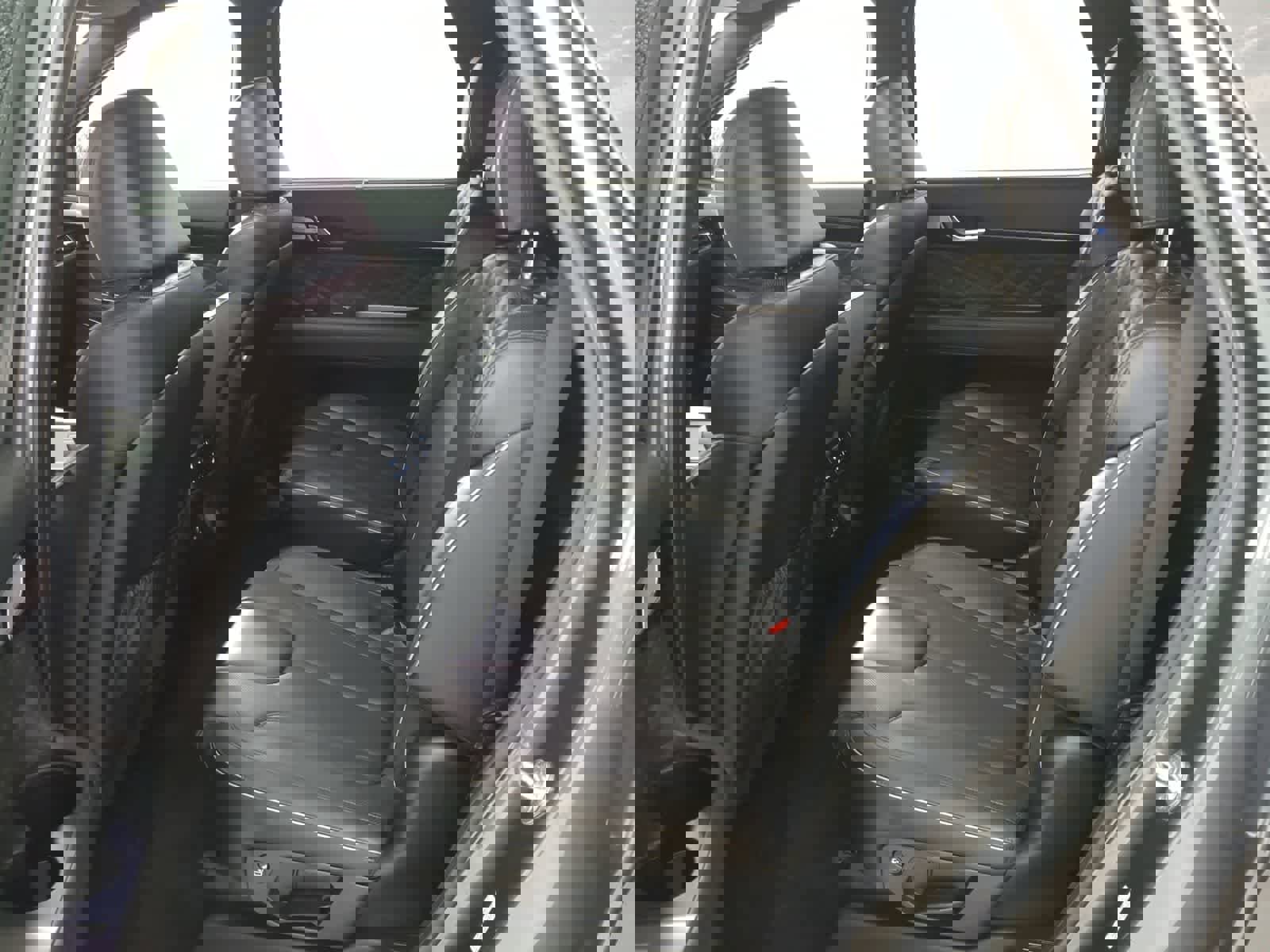 Used 2022 Hyundai Palisade Calligraphy image 18