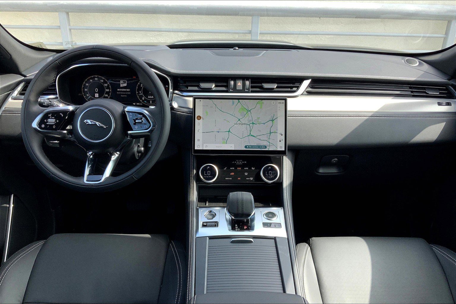 New 2026 Jaguar F-PACE R-Dynamic S image 12