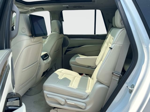 New 2026 Cadillac Escalade Platinum Luxury AWD/4WD image 11