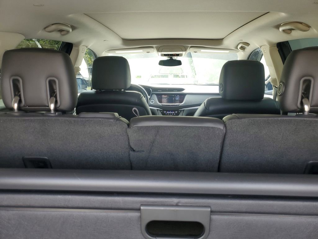 Used 2017 Cadillac XT5 Luxury w/ Driver Awareness Package image 25