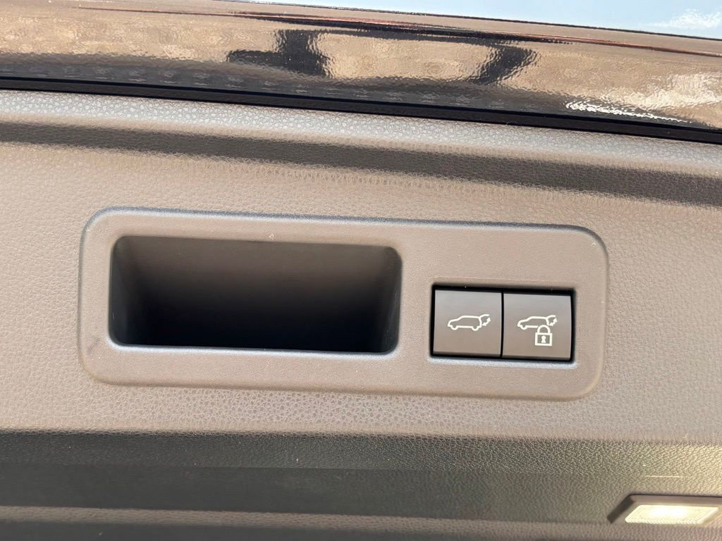 New 2026 Toyota 4Runner Limited AWD/4WD image 7
