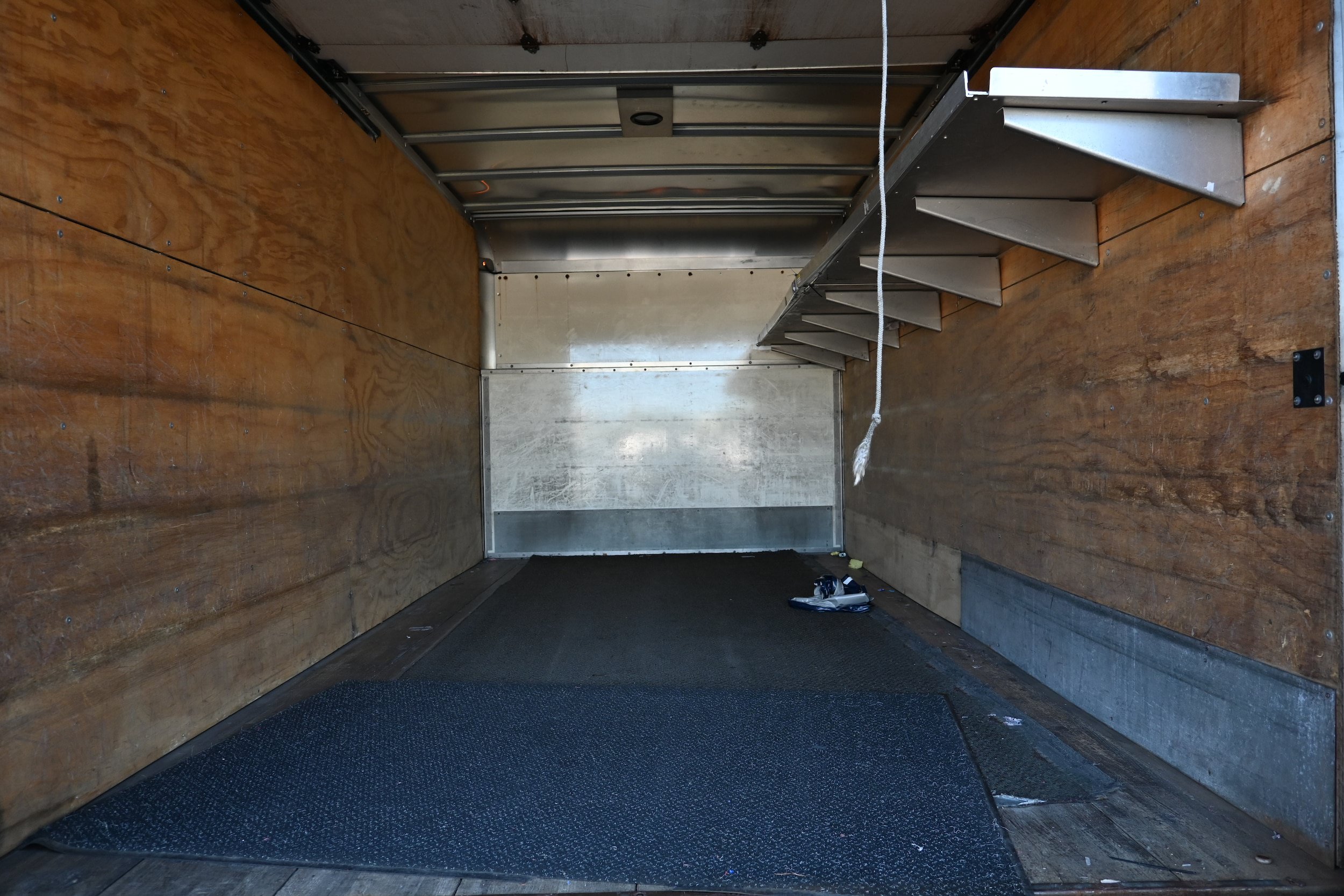 Used 2016 Ford E-350 and Econoline 350 Super Duty RWD image 5