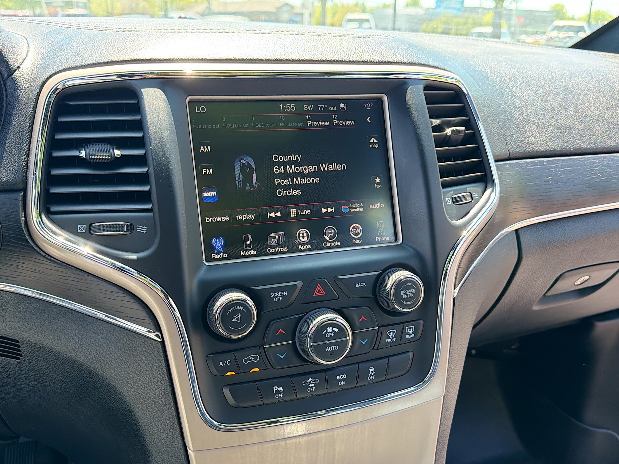 Used 2015 Jeep Grand Cherokee Summit AWD/4WD image 10