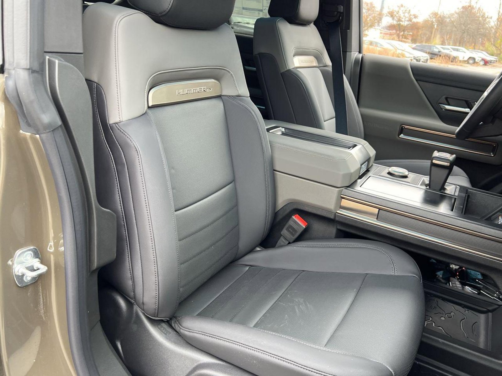 New 2025 GMC Hummer EV 3X w/ LPO, Roof Cross Rail Package image 21