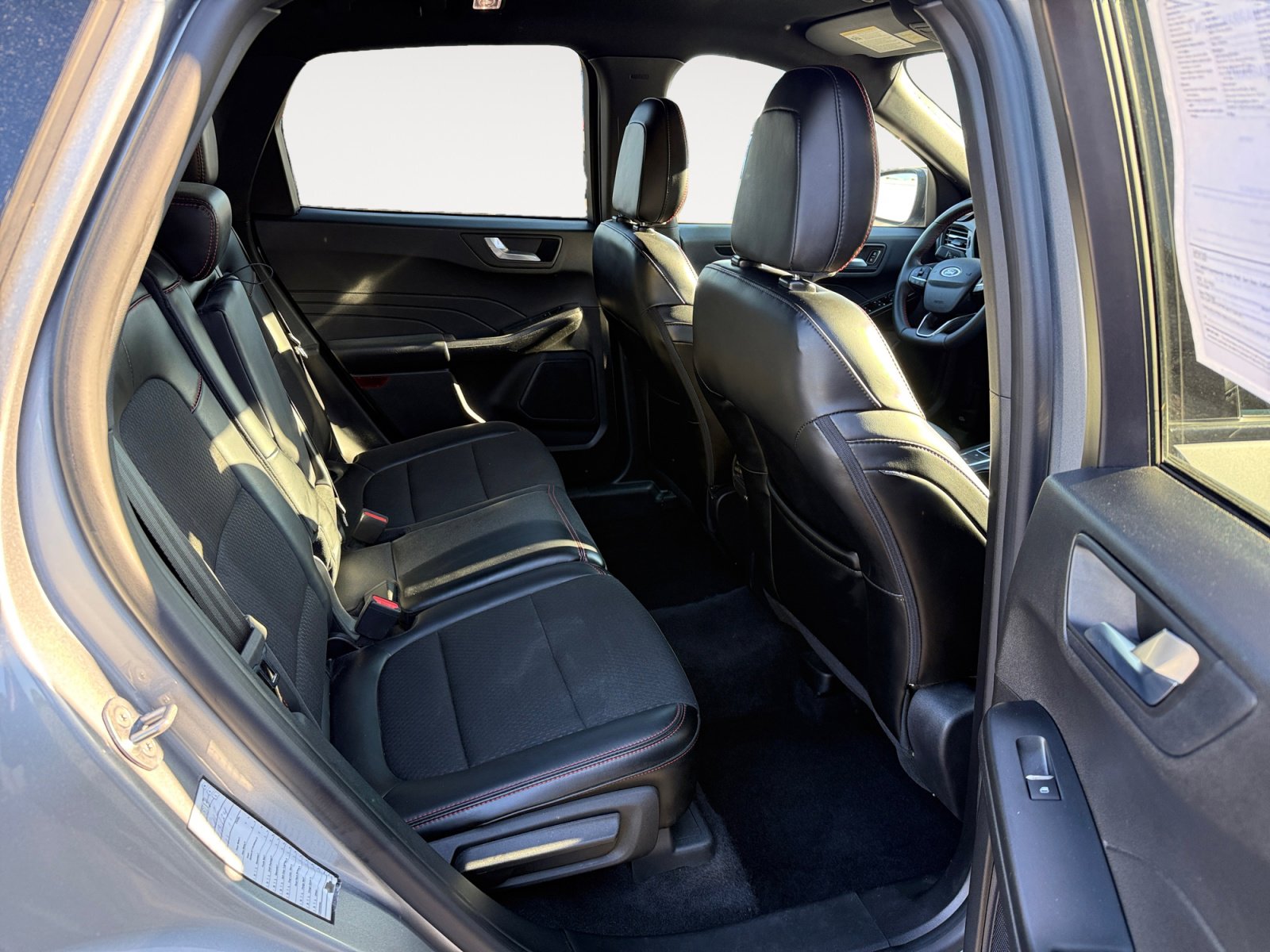 Certified 2024 Ford Escape ST-Line image 18