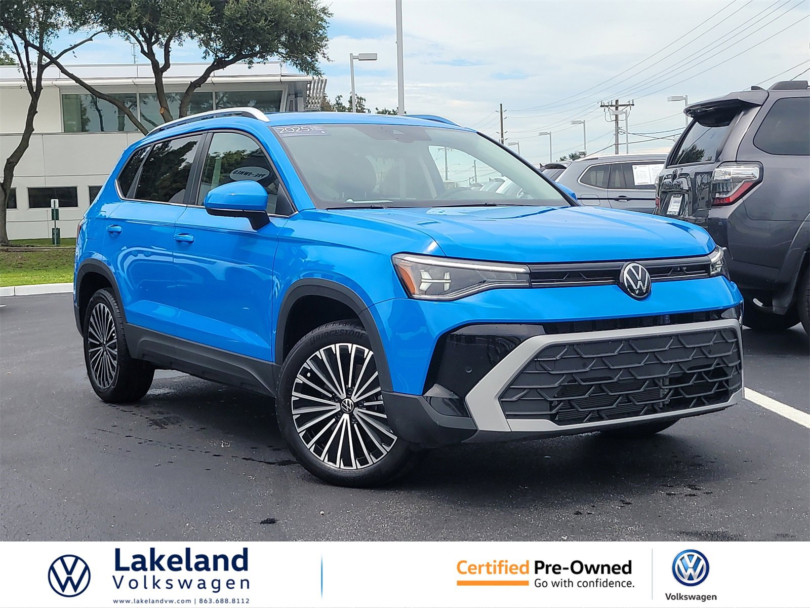 Certified 2025 Volkswagen Taos SE