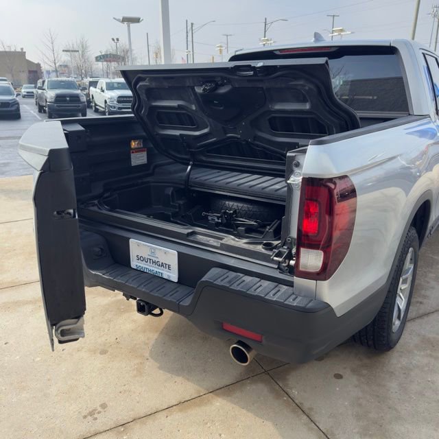 Certified 2025 Honda Ridgeline RTL image 14