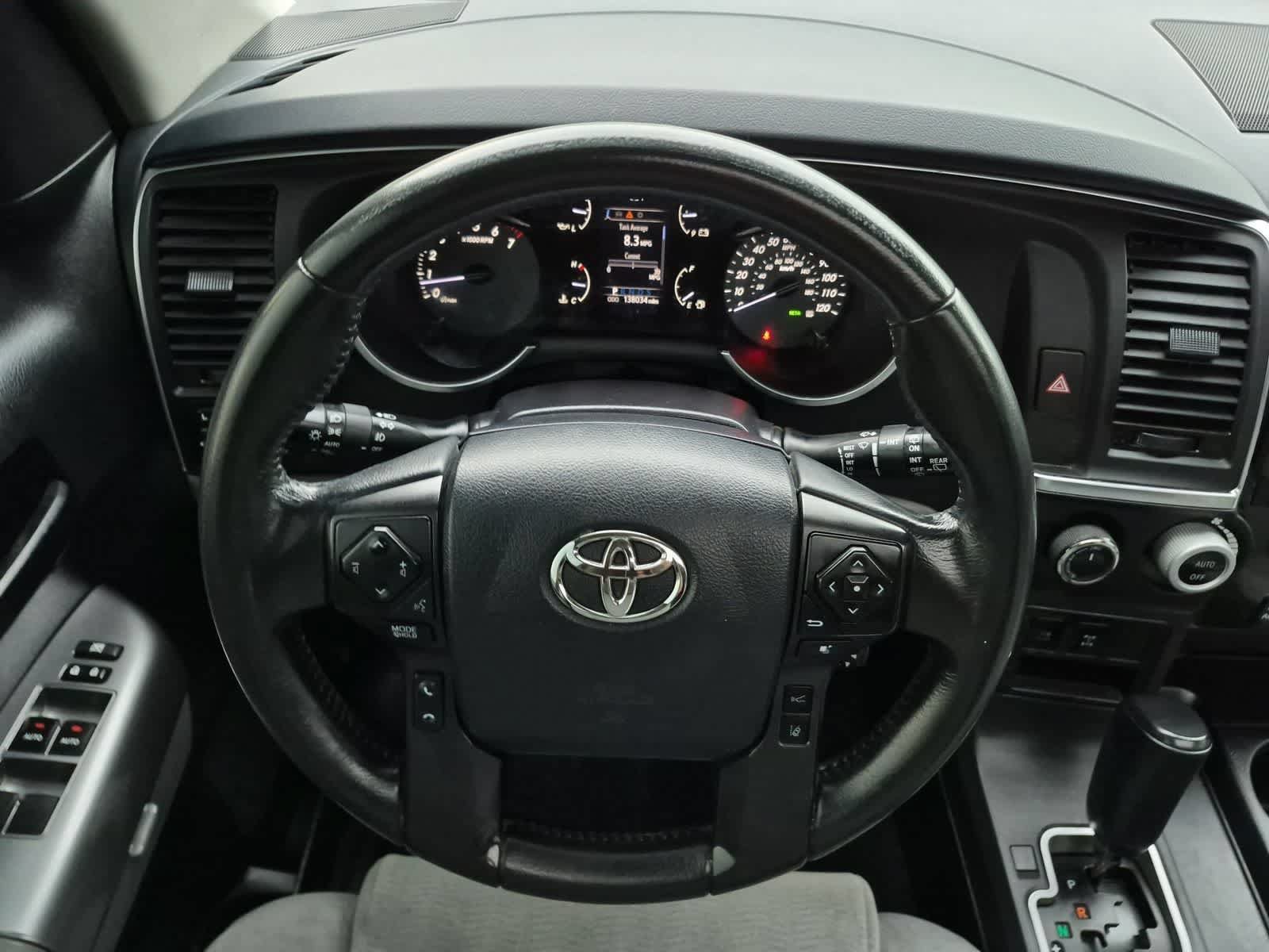 Used 2019 Toyota Sequoia SR5 AWD/4WD image 24
