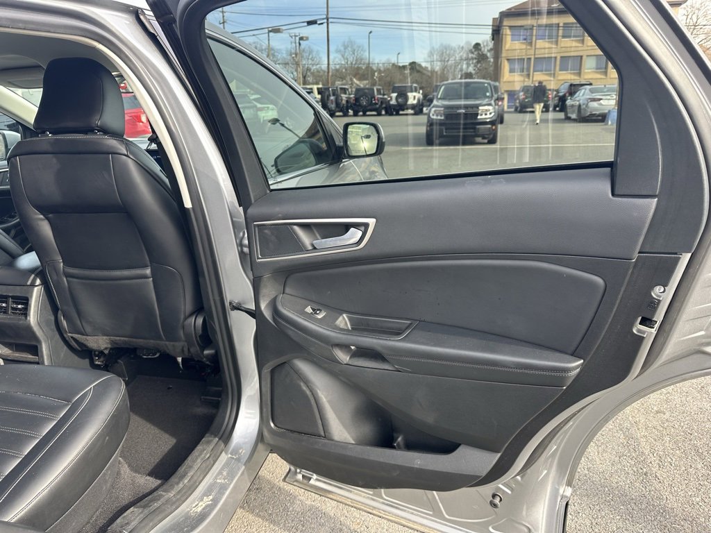 Used 2024 Ford Edge SEL image 15