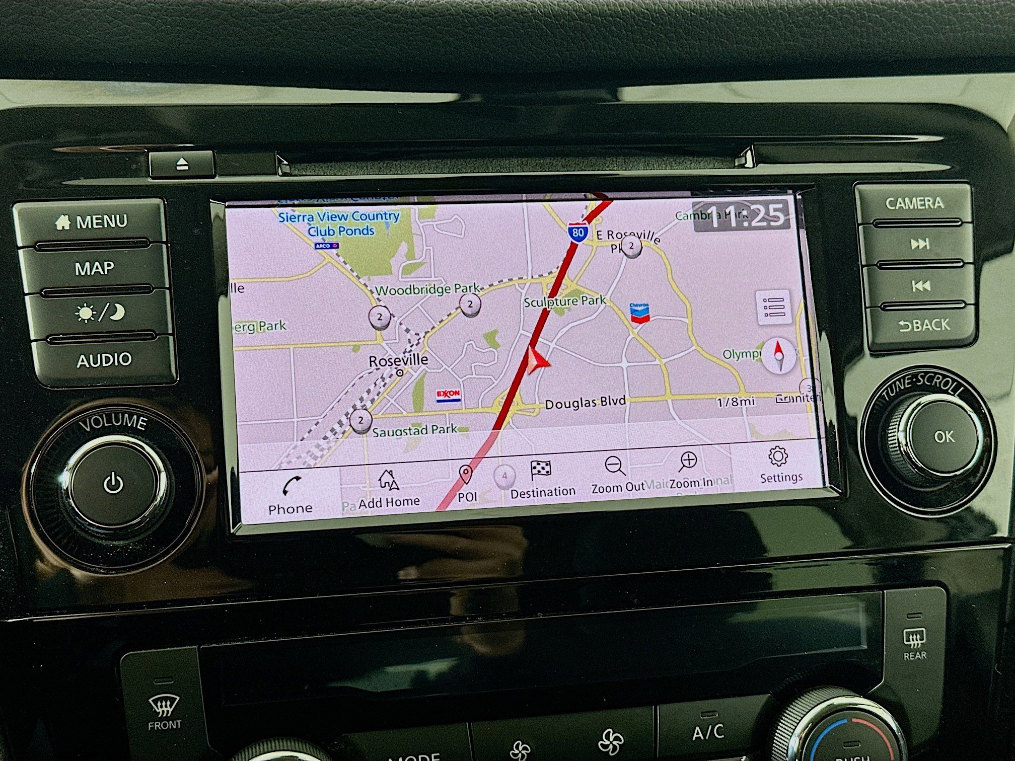 Used 2019 Nissan Rogue SV w/ Premium Package AWD/4WD image 22
