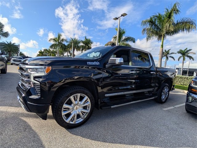 Used 2023 Chevrolet Silverado 1500 High Country w/ High Country Premium Package image 2