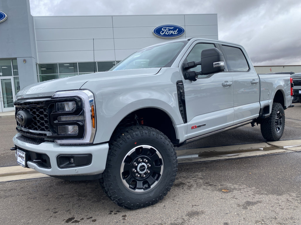 New 2026 Ford F350 4x4 Crew Cab Super Duty image 1