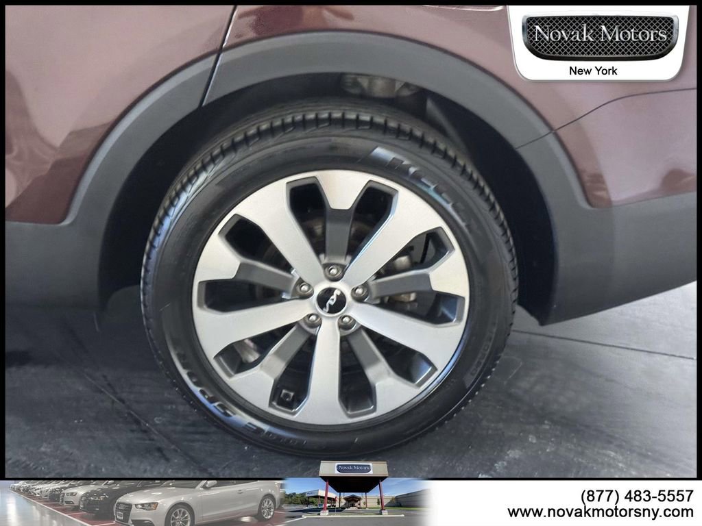 Used 2022 Kia Telluride S image 6