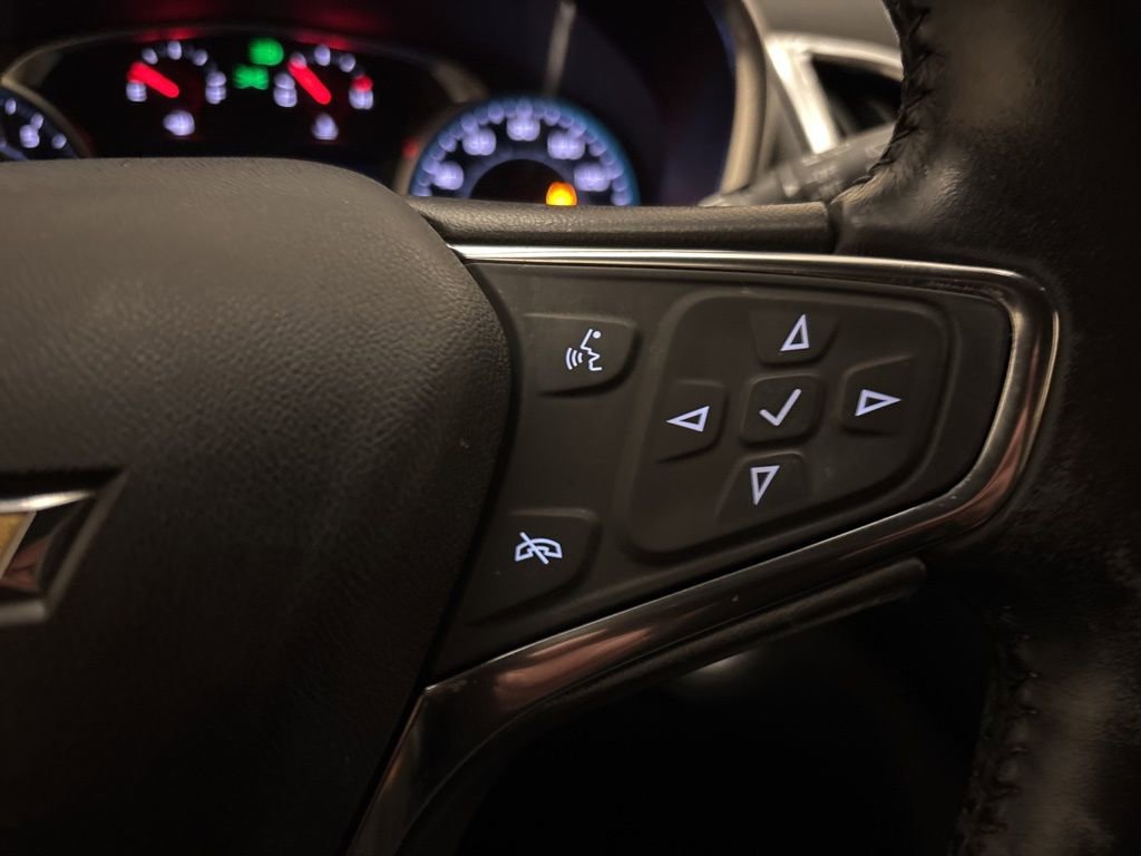 Used 2021 Chevrolet Equinox LT image 17