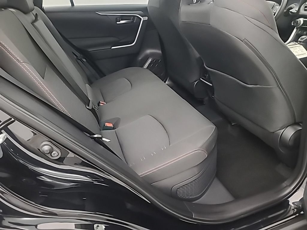 Used 2025 Toyota RAV4 SE w/ Weather & Moonroof Package AWD/4WD image 18