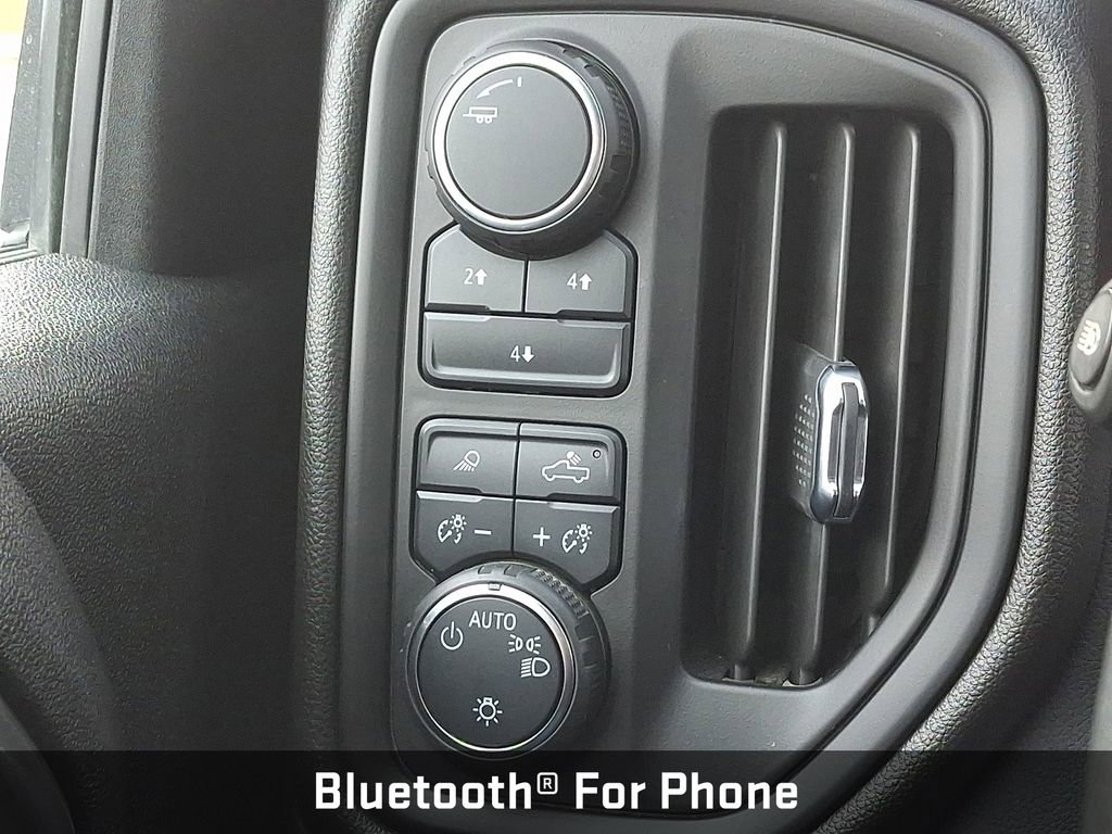 Used 2024 Chevrolet Silverado 2500 Custom w/ Custom Value Package image 26