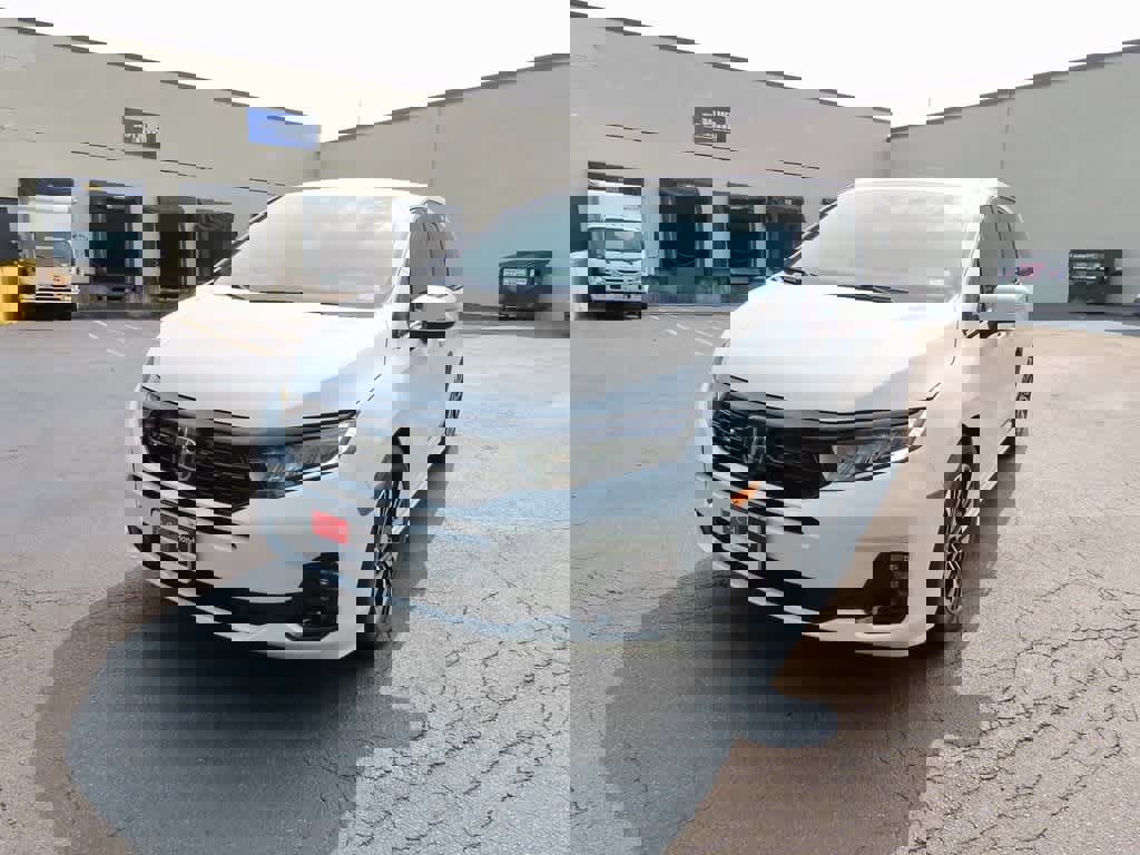 New 2026 Honda Odyssey Elite image 1