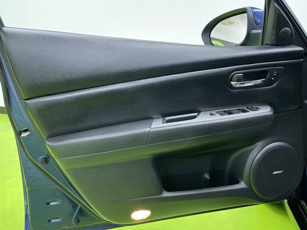 Used 2009 MAZDA MAZDA6 s Grand Touring w/ Moonroof & Bose Pkg image 16