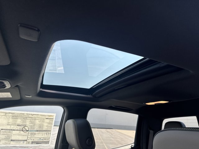 New 2026 Chevrolet Colorado ZR2 w/ Technology Package image 12