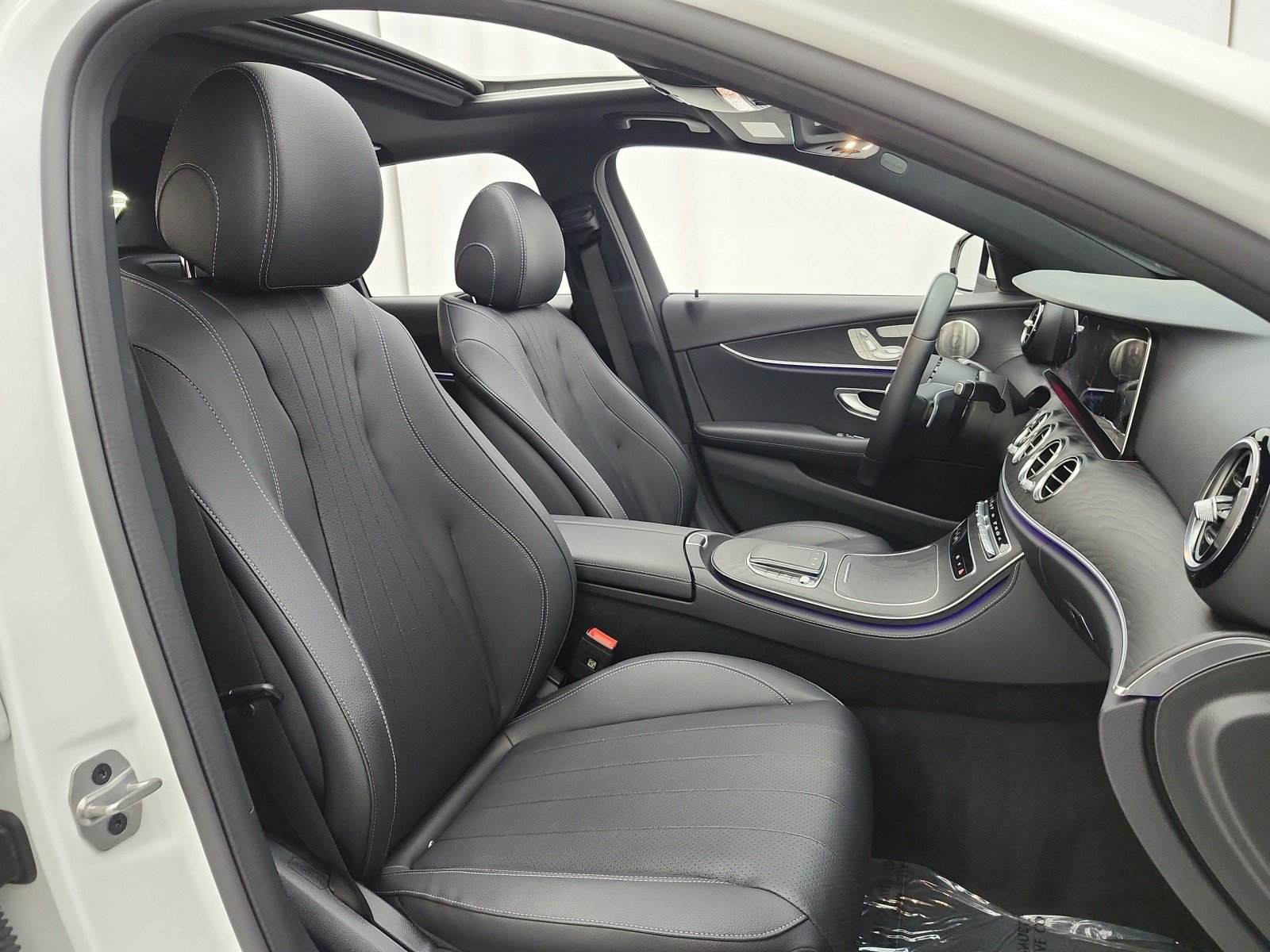 Used 2023 Mercedes-Benz E 350 Sedan image 20